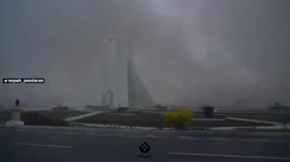  فیلمی از جنایت آمریکا در میدان آزادی تهران